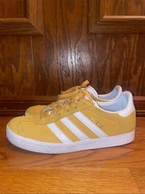 adidas gazelle silver green womens South Park x Adidas Superstar "Kyle"
